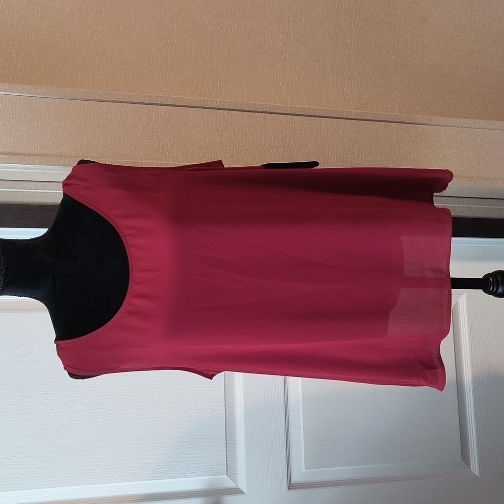 THE Pioneer Woman Sleeveless Tunic Top Burgundy Size: XXXL/3XG(22)